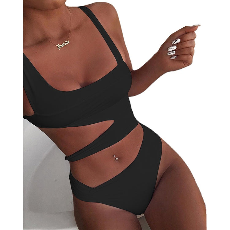 Cut-Out One-Piece Swimsuit with Push-Up — Summer Monokini - Mira Belle