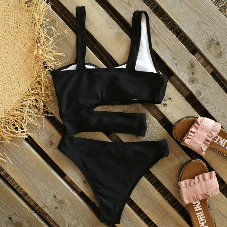 Cut-Out One-Piece Swimsuit with Push-Up — Summer Monokini - Mira Belle