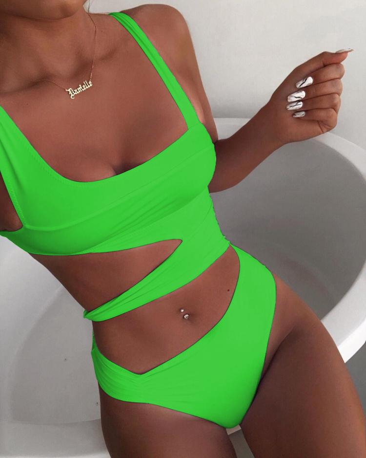 Cut-Out One-Piece Swimsuit with Push-Up — Summer Monokini - Mira Belle 